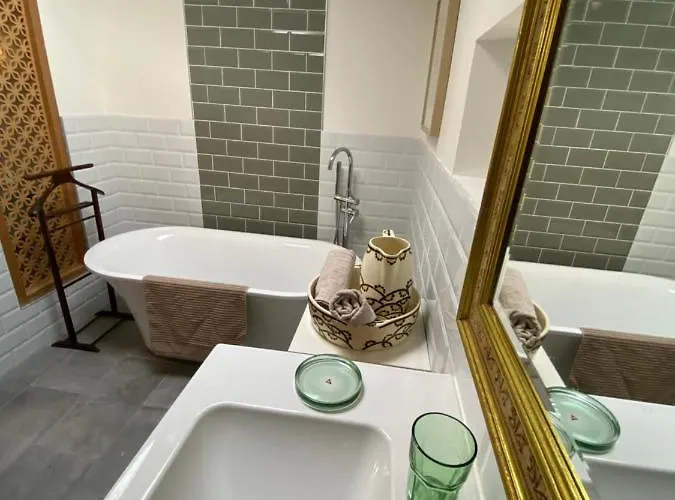 Dar Aminya - D'hotes Bed & Breakfast 3*